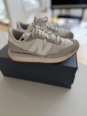 New Balance 237 Women's Grey White and White Retro Runner